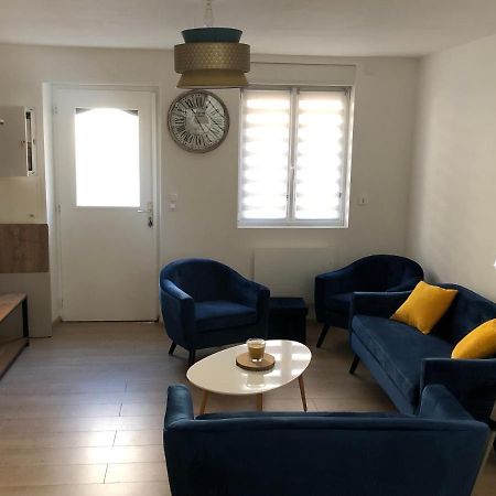 Une Maison Agreable Pour Se Detendre Saint-Quentin  Exterior photo